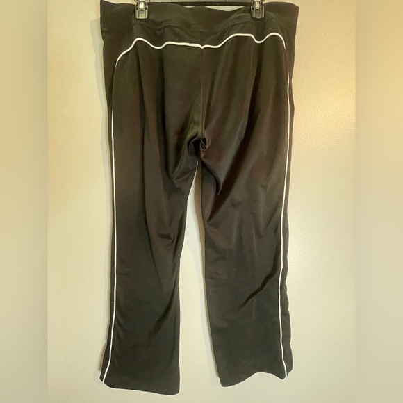 Nike Womens Activewear Pants SZ/L(12-14) Black White Striped Track Work Out - Picture 3 of 4